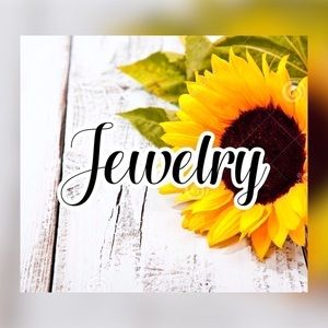 𝅺📿 💍 Jewelry, Necklaces, Earrings, & Bracelets!